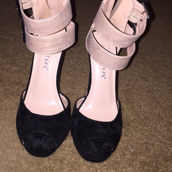 Liliana heels