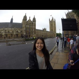 Meet your Posher, Tina