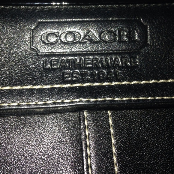 Coach wristlet - Picture 2 of 3