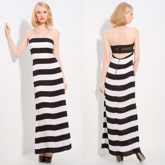 Alice + Olivia Chandra Dress White sz small