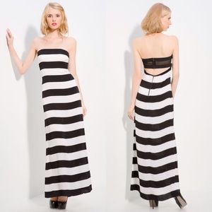 Alice + Olivia Chandra Dress White sz small