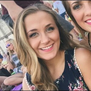 Meet your Posher, Haley