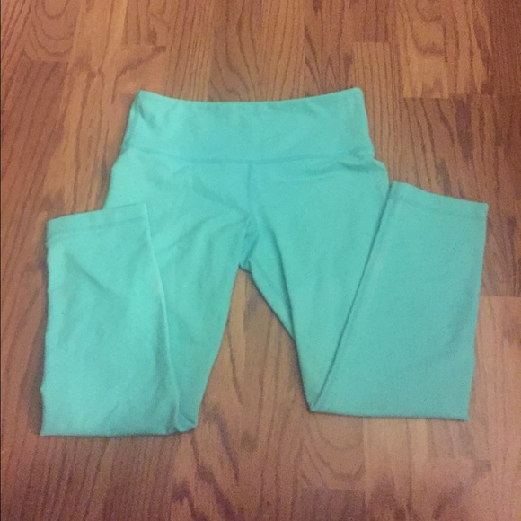 Lululemon blue Capri pant