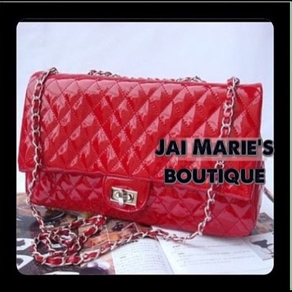 Red Chain Strap Purse