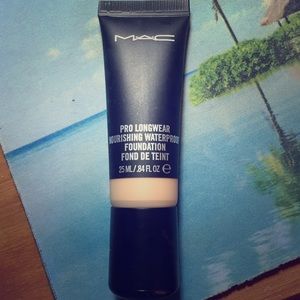 Prolong wear waterproof foudation NC 30