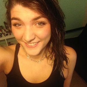 Meet your Posher, Dianna