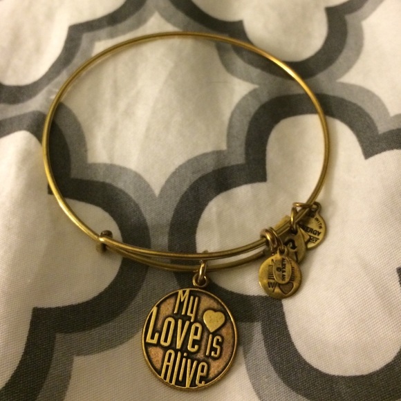 ALEX AND ANI *retired* My Love is Alive bangle