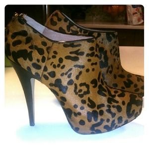Vince Camuto Elvin Leopard Calf Hair Ankle Bootie