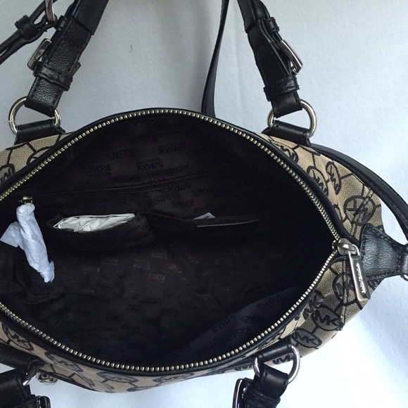 Michael Kors Calista Signature Jacquard MK circle - Picture 4 of 4