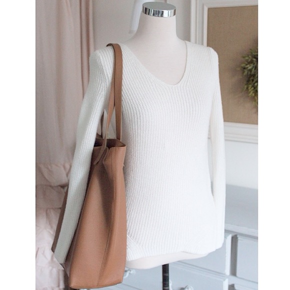 Old Navy Sweaters - Snow White Knit Fall Sweater