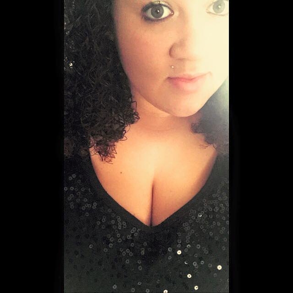 Meet your Posher, Briana - Picture 1 of 1