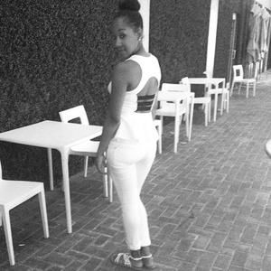 Meet your Posher, Tiara