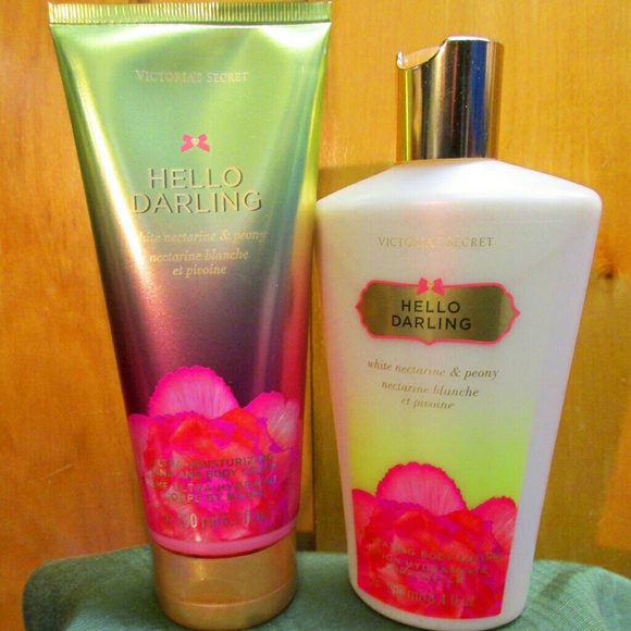 Victoria' Secret Hello Darling Fragrance set