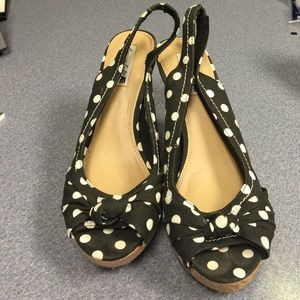 Black and white Polka Dot wedges