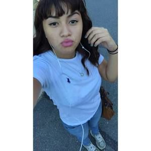 Meet your Posher, Naomi