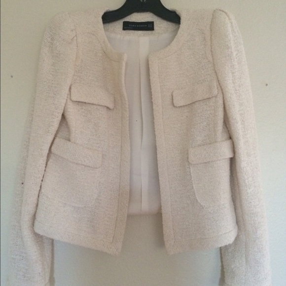 SOLD ivory ZARA blazer - Picture 2 of 4