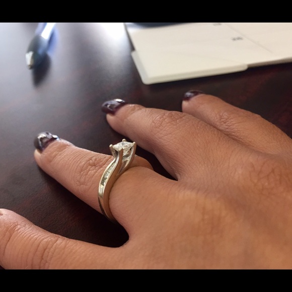 Jewelry - 💍White Gold. 1.5 Diamond Karat