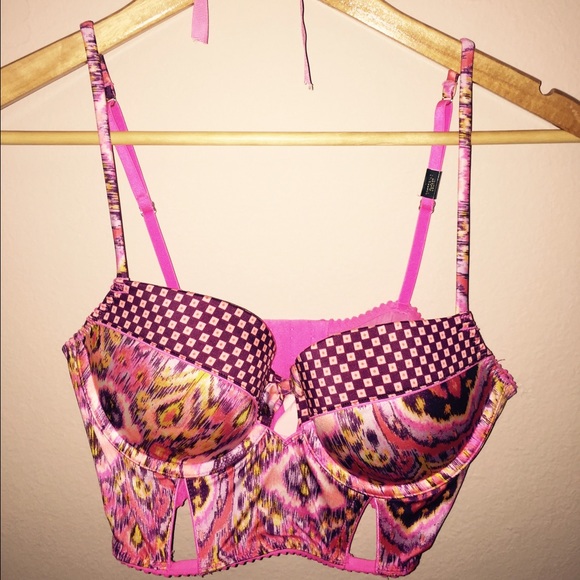 34C Victoria's Secret Bra
