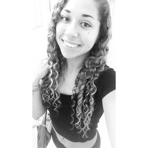 Meet your Posher, Maria