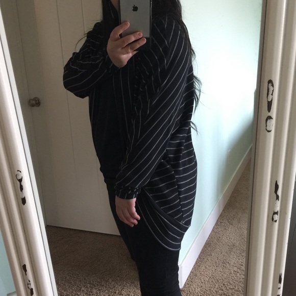 Sweater - Picture 3 of 3