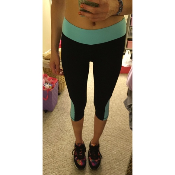 XS Charlotte Russe Sport Active Leggings