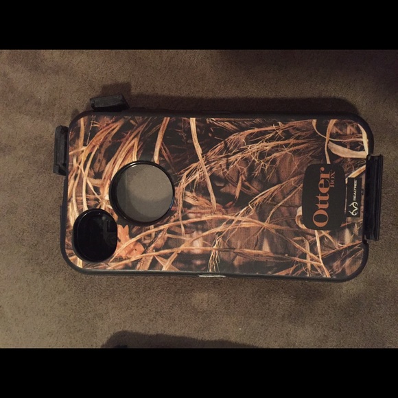 4 Otter Box Cases for iPhone 4 - Picture 3 of 4