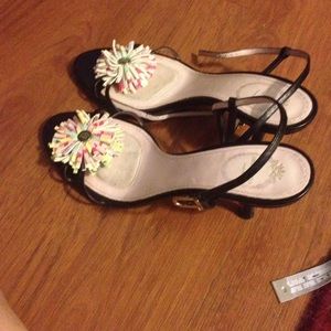 All leather made in Italy sandal.