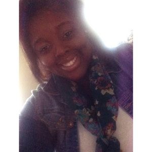 Meet your Posher, Edwina