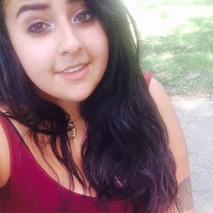 Meet your Posher, Emmarose