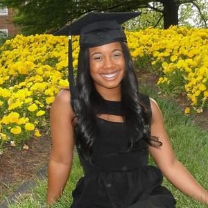 Meet your Posher, Kanisha