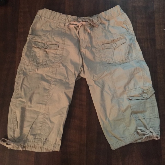 Union bay capris - Picture 1 of 2