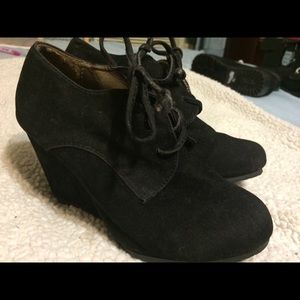 Short black Platform bootie