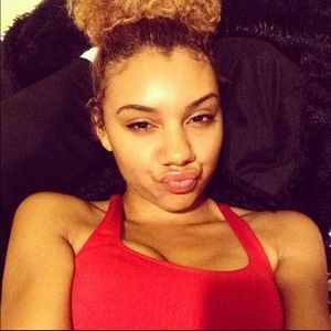 Meet your Posher, Kierra