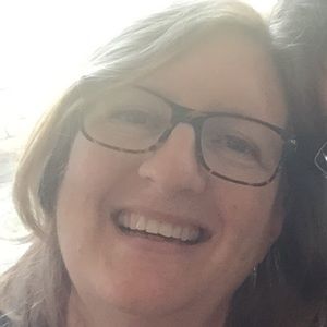 Meet your Posher, Brenda