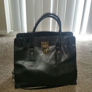 Black Shiny Hamilton