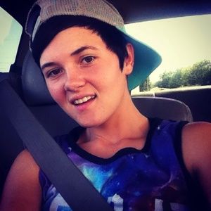 Meet your Posher, Missy