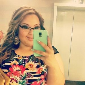 Meet your Posher, Alexandra