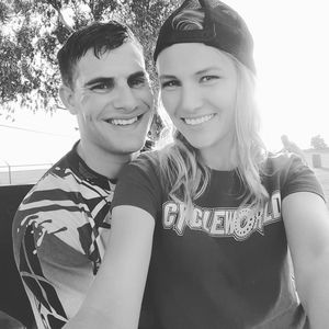 Meet your Posher, Ari