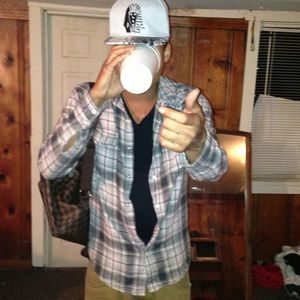 Meet your Posher, Travis