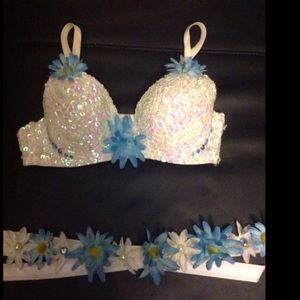 Rave outfits size 32-36B