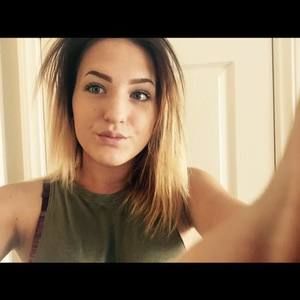 Meet your Posher, Ashlyn