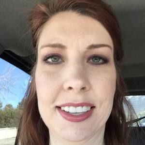 Meet your Posher, Carla