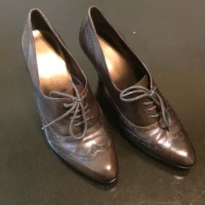 Gently used Bandolino shoes