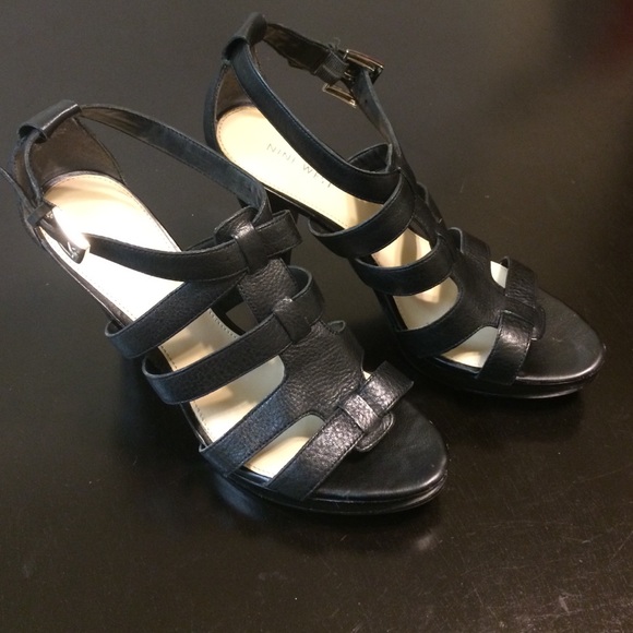 Gently used Nine West heels