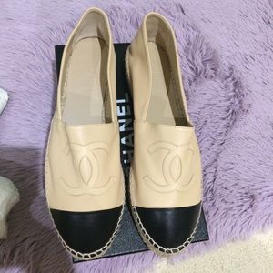 Chanel Leather Espadrilles beige w black cap SZ 42