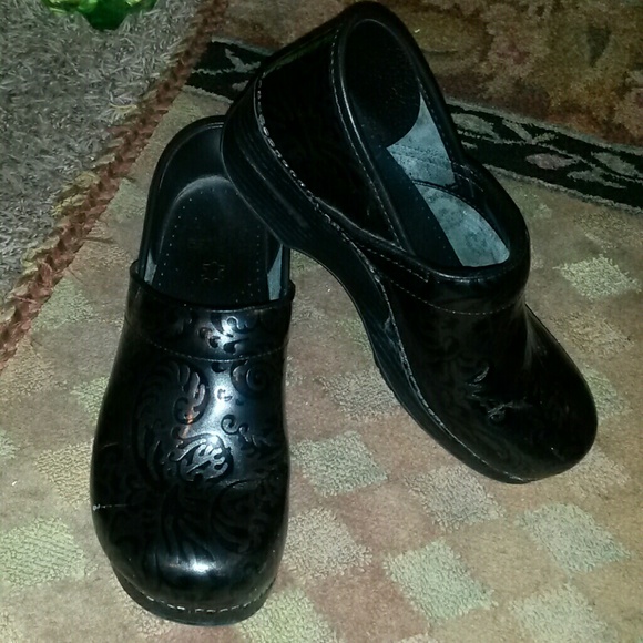 DANSKO clogs