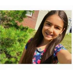 Meet your Posher, Denise