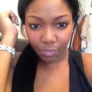 Meet your Posher, Ebony