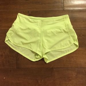 🚫SOLD🚫Lululemon faded zap Speed Shorts Size 4