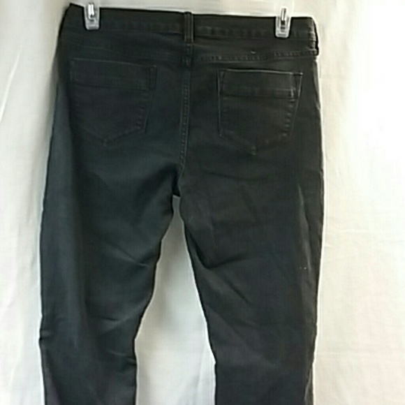 Jeans - Picture 2 of 3